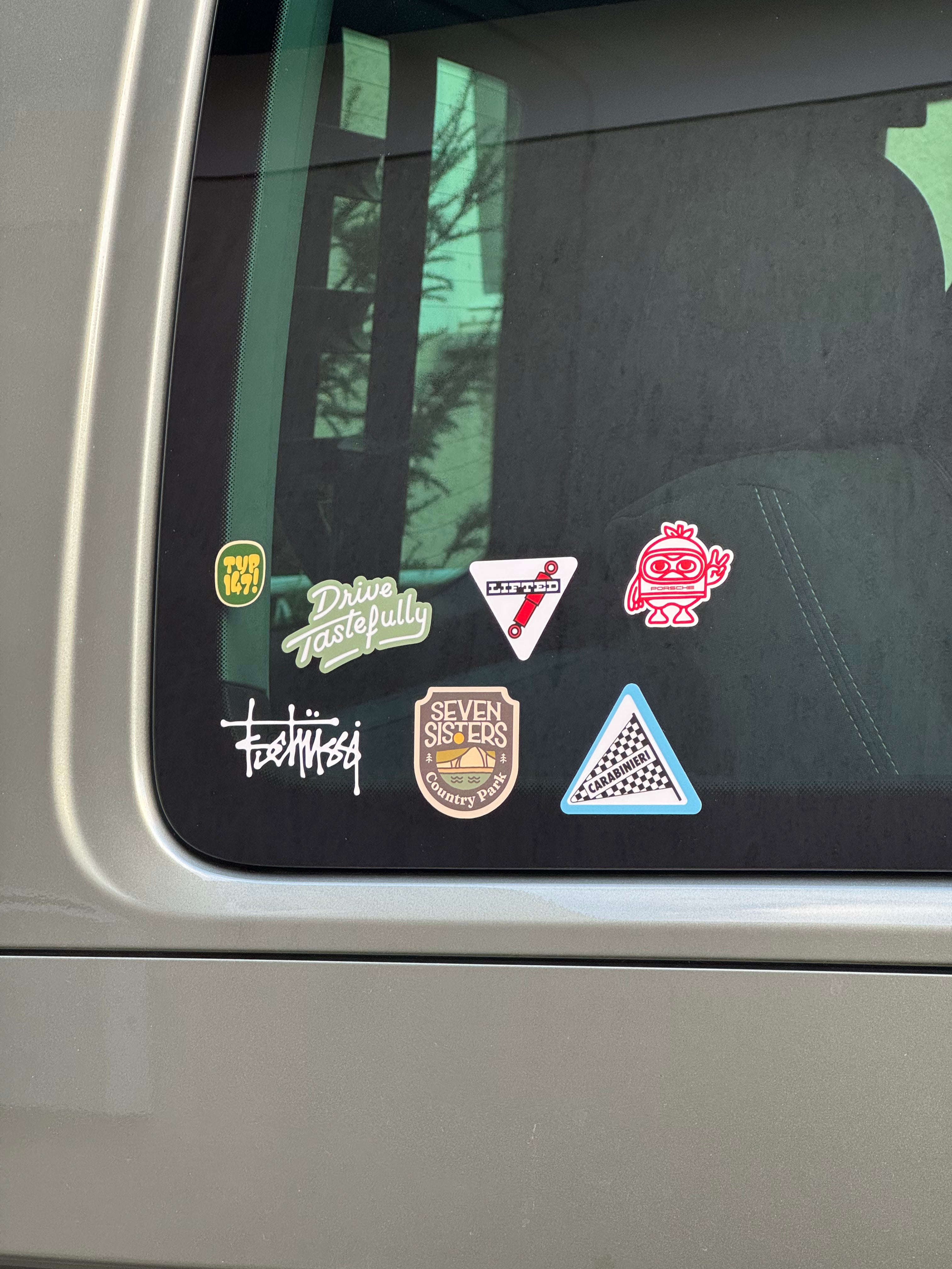 Sticker CARABINIERI als Hommage an Autodelta